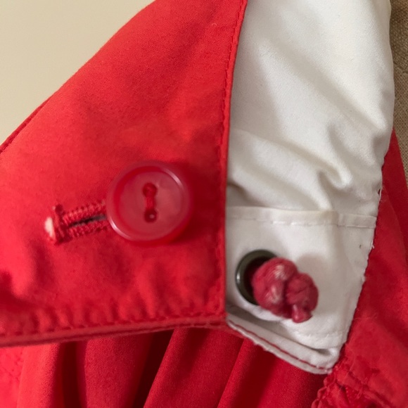 FOG Rain Fall/Spring Jacket Red with Hood - Picture 4 of 12